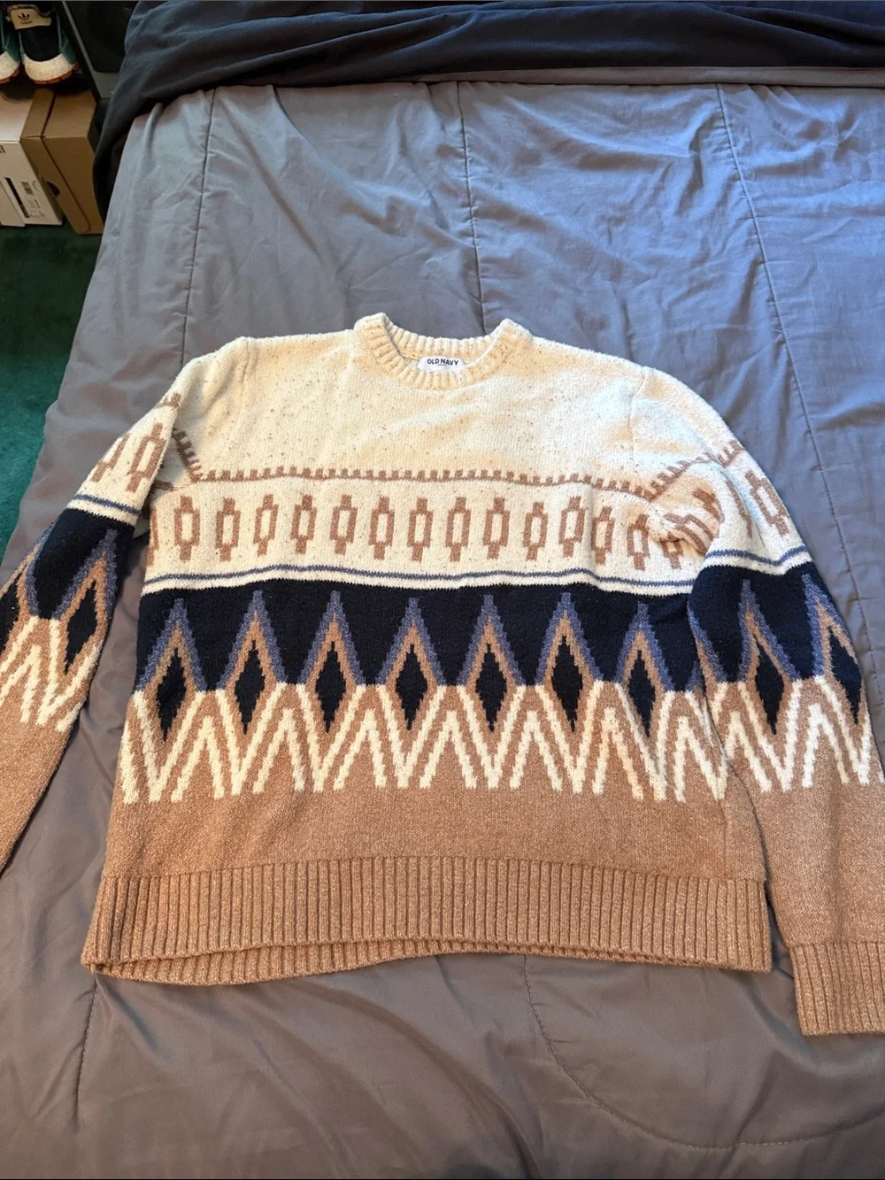 Old Navy Men's Crewneck Sweater in Cream, Navy & Tan